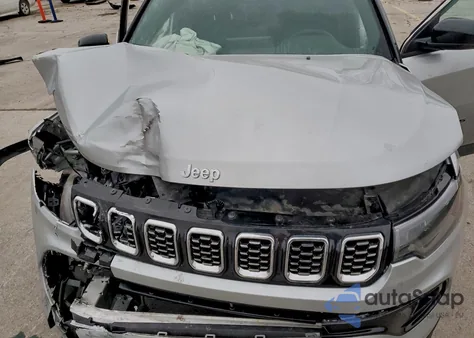 2025 Jeep Compass Limited из США, поврежденный, VIN 3C4NJDCN1ST523695